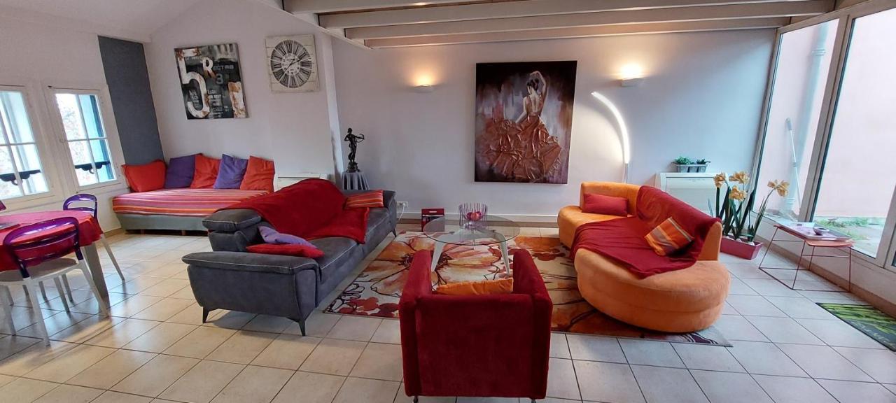 Апартаменты Le Loft De La Robine 110M2 Нарбонна Экстерьер фото