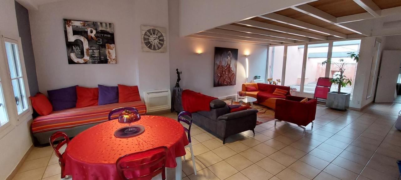Апартаменты Le Loft De La Robine 110M2 Нарбонна Экстерьер фото