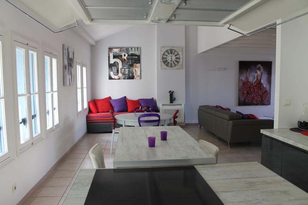 Апартаменты Le Loft De La Robine 110M2 Нарбонна Номер фото